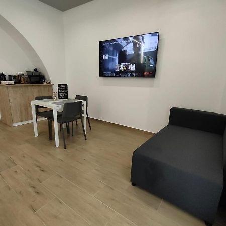 Catania Station Luxury Suite Экстерьер фото