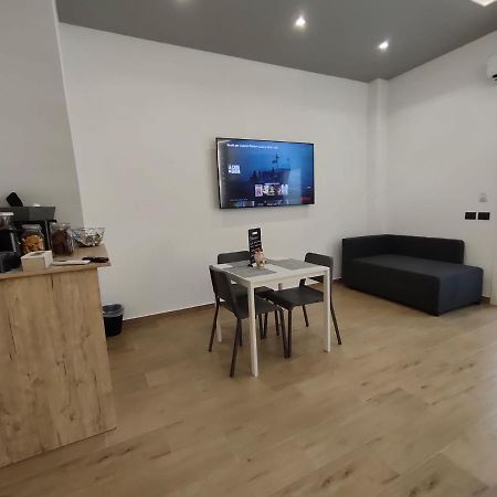 Catania Station Luxury Suite Экстерьер фото