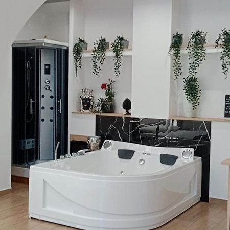 Catania Station Luxury Suite Экстерьер фото