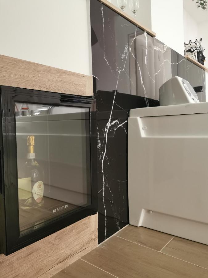 Catania Station Luxury Suite Экстерьер фото