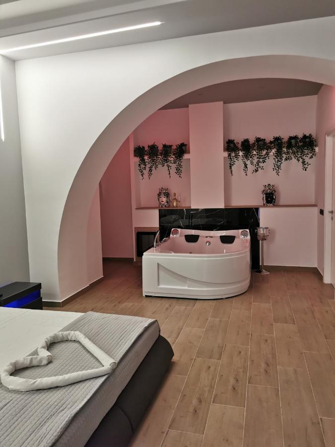 Catania Station Luxury Suite Экстерьер фото