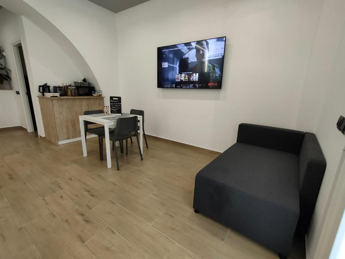 Catania Station Luxury Suite Экстерьер фото