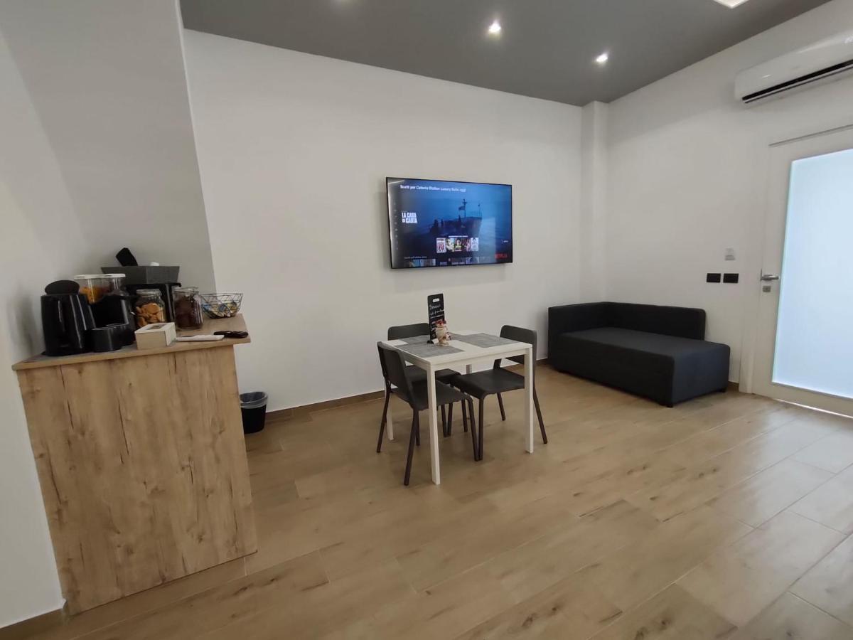 Catania Station Luxury Suite Экстерьер фото